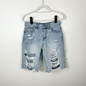 Urban Outfitters Baggy Bermuda Jean Shorts Light Wash Distressed 100% Cotton 24